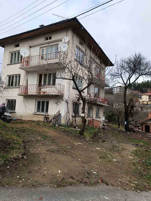 Продава се Къща в с. Момчиловци, Област Смолян - 300 кв.м за 264 €/кв.м - Снимка #9