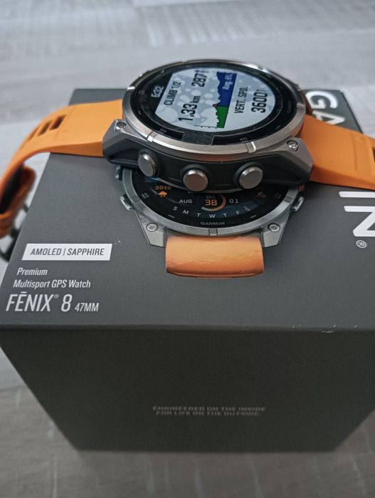 NOU Garmin Fenix 8 Titanium Sapphire