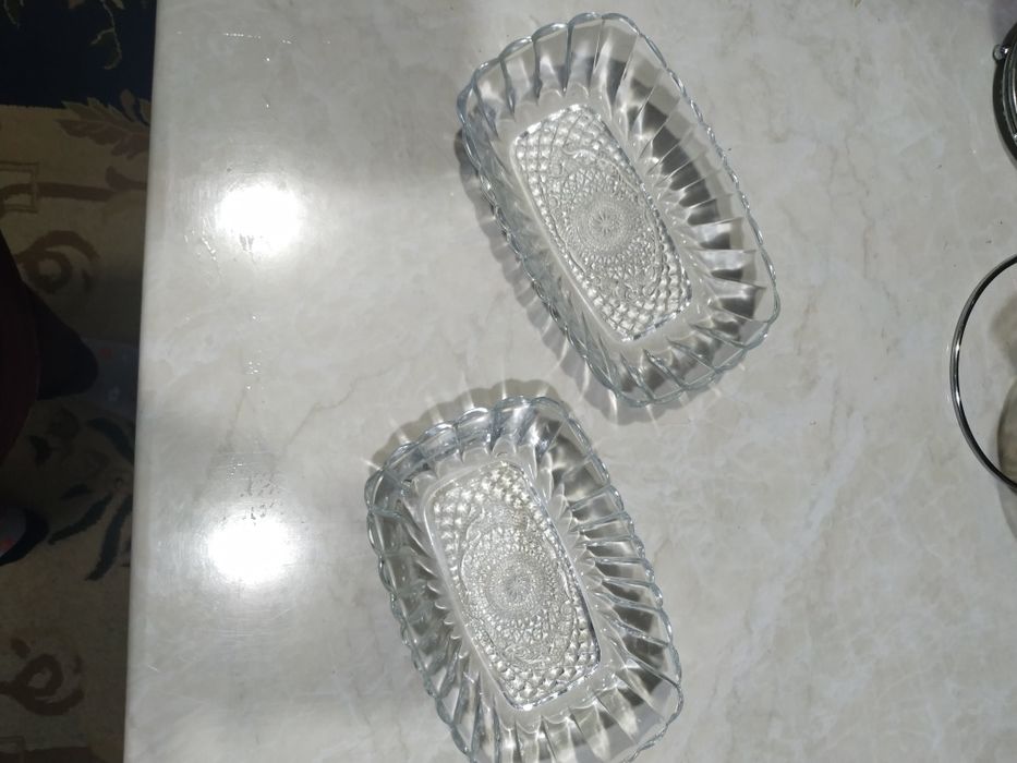 Салатницы разные, стекло