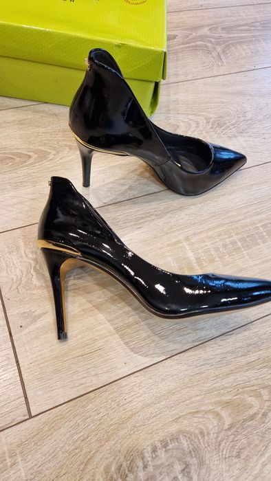 Обувки на висок ток Ted Baker