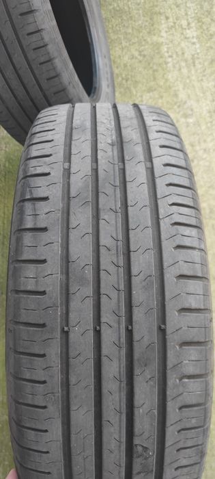 Vând set 4 cauciucuri de vara Continental.