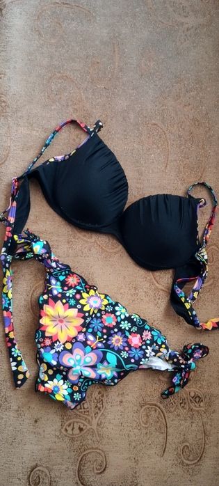 Дамски бански две части