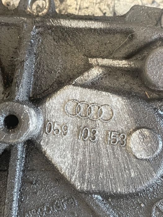 Capac Vibrochen Audi Q7 4Lb 2006 - 2016 3.0 Tdi Quattro Casb 059103153