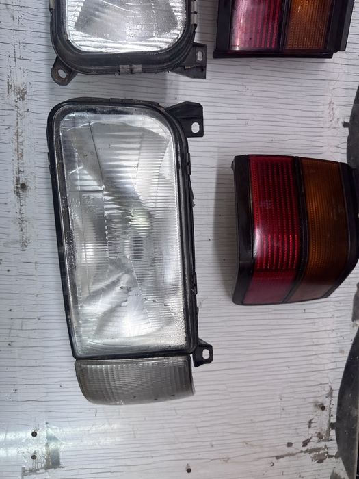 Фарове/Стопове VW Passat B2 Седан 1992-1998година