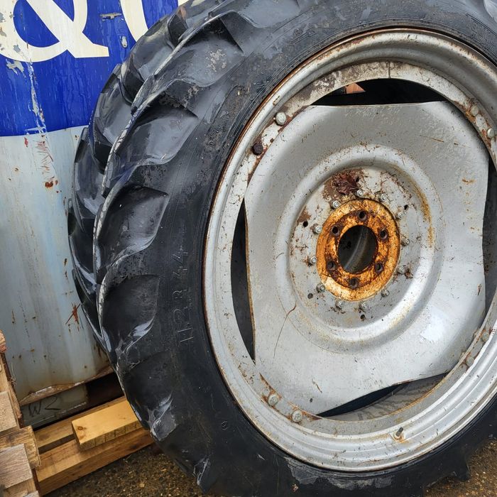 Roti tractor pentru legume