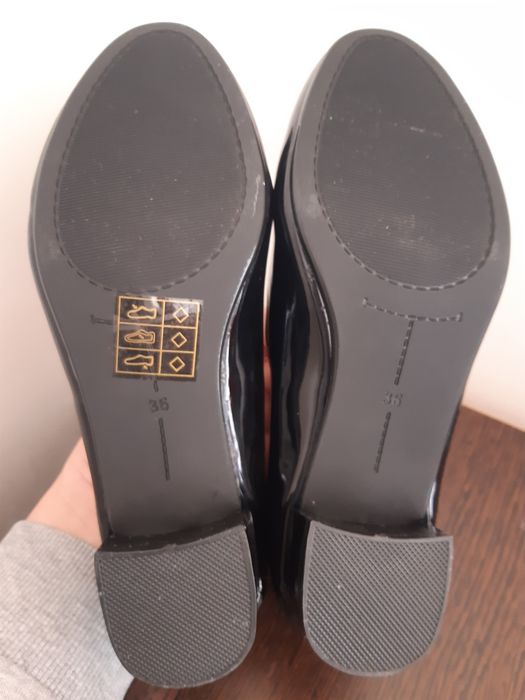 Pantofi toc mic nr 36 noi