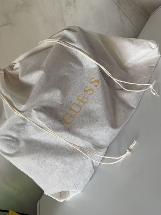 Geanta de mana guess