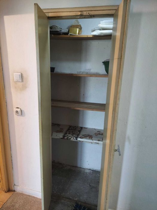 Apartament 2 camere Negru Voda Pitesti - Etaj 2, Confort 1, Decomandat