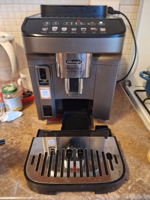 Espressor automat DELONGHI Magnifica Evo ECAM290.81.TB, 1.8l, 1450W, 15 bar, argintiu inchis-negru
