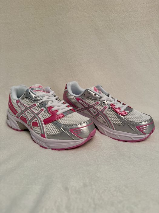 Pantofi Asics 1130  marime 39