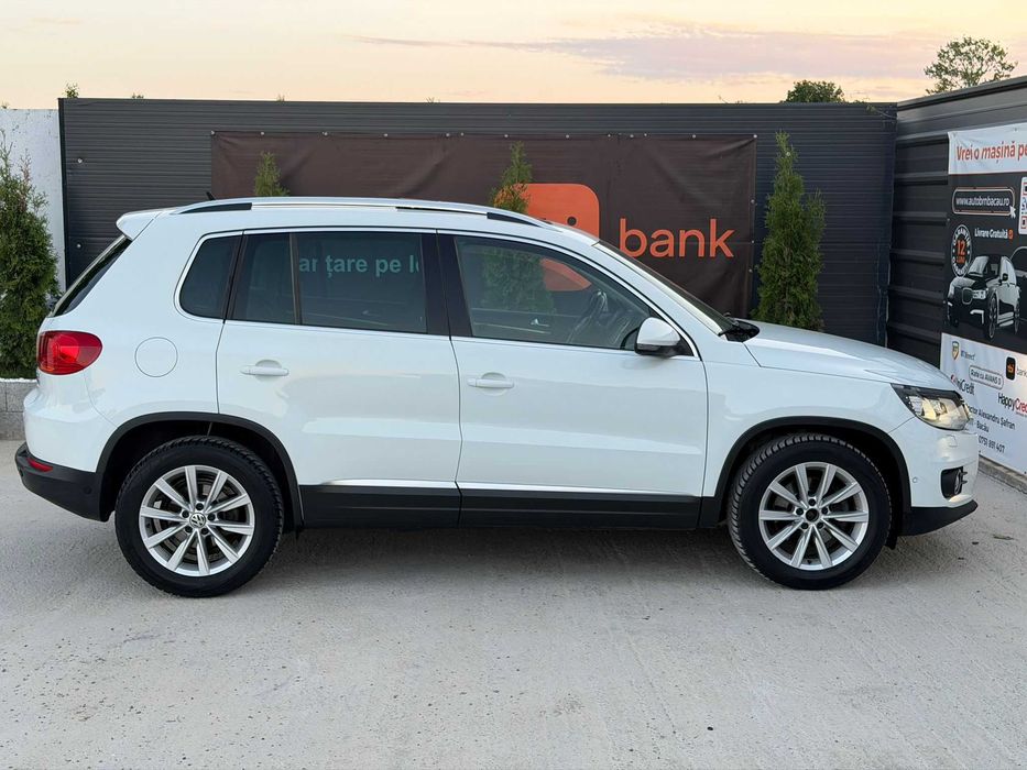 Volkswagen Tiguan 2.0  / Full optional/ Trapa Panoramica/ Incalzire