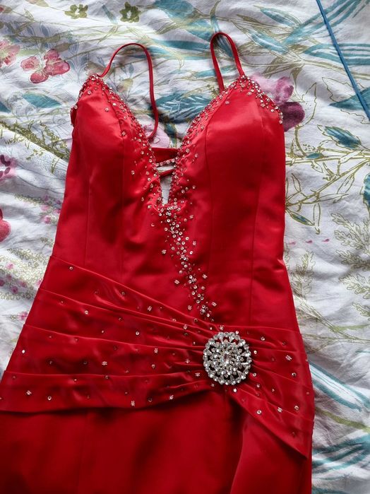 Рокля абитуриенска тип "русалка"