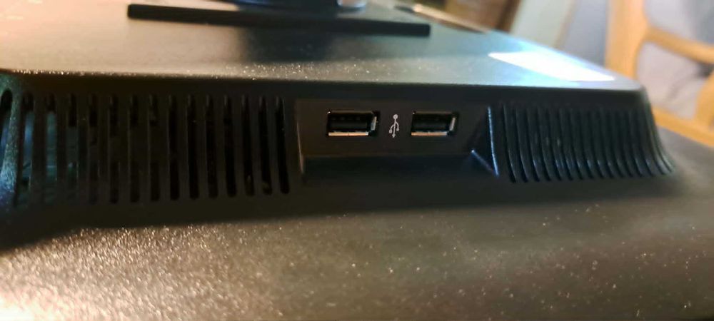 Monitor LED HP Compaq LA1956x, 19 inci