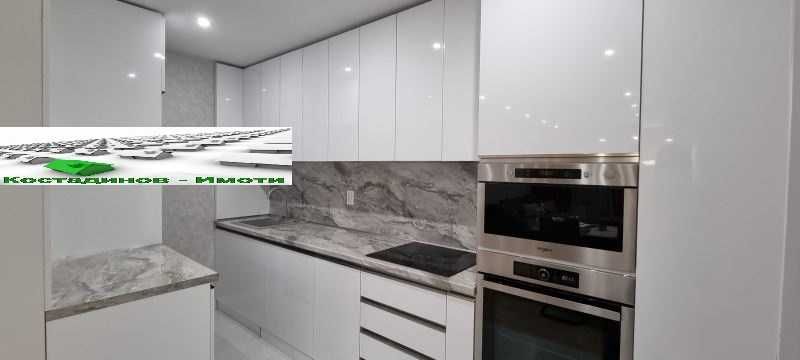 Дава се под наем Тристаен апартамент в Пловдив, Съдийски - 110 кв.м за 867 € - Снимка #4