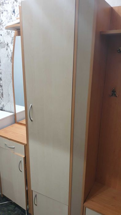 Голямо Портманто за коридор (антре), гардероб, обувки, шкаф, огледало