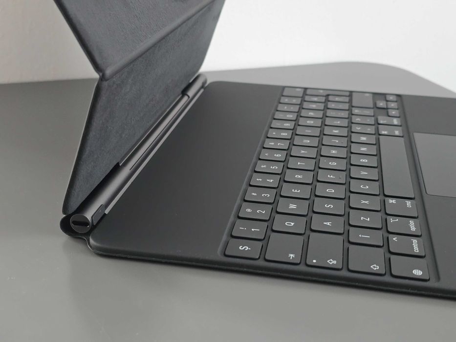 Tastatura Apple Magic Keyboard, Ipad Pro 12,9; Air 13 M2, M3