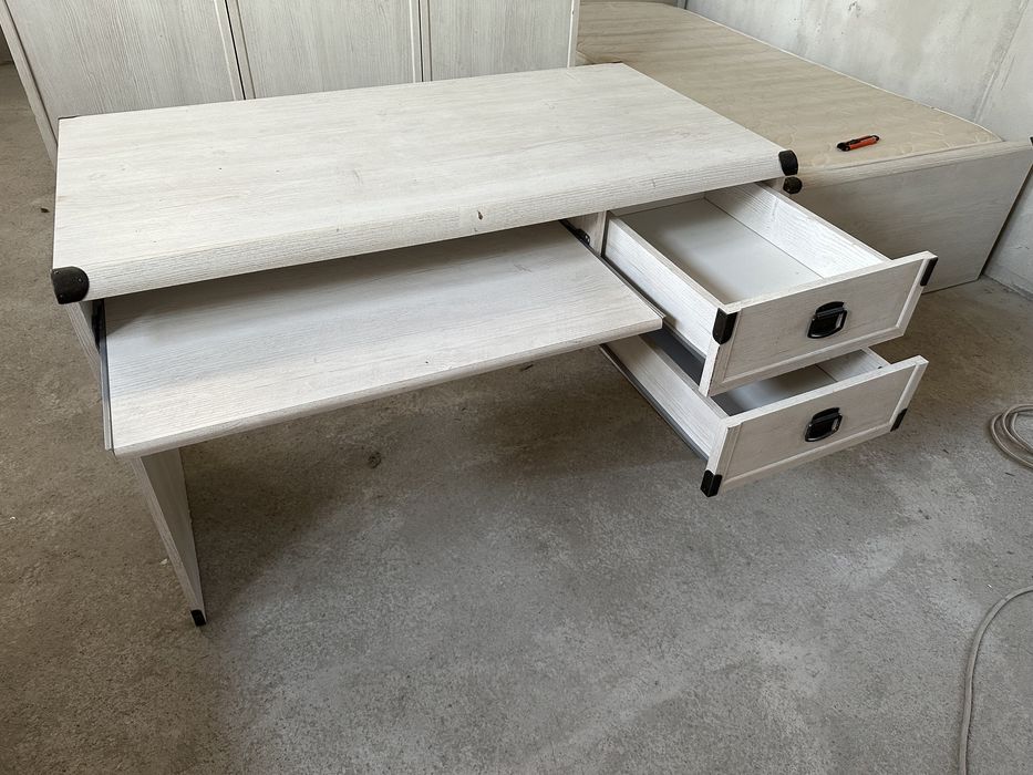 Продаю подросковую мебель