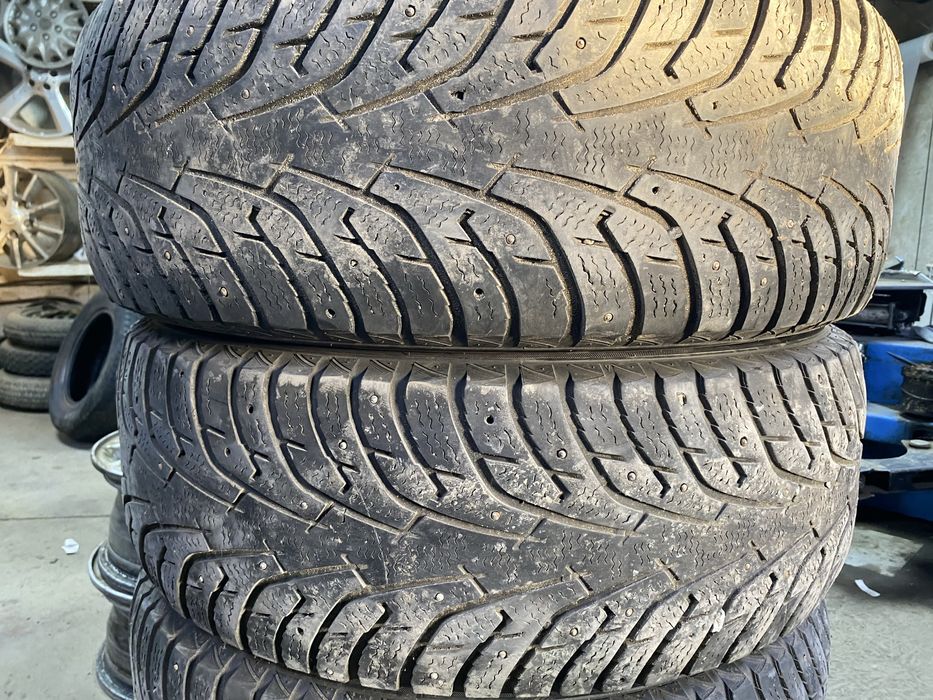 на 16 265/70  Максис