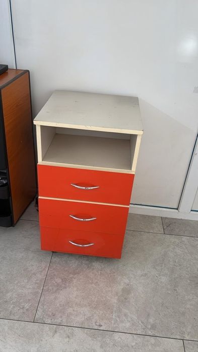 Продам мебель для салона