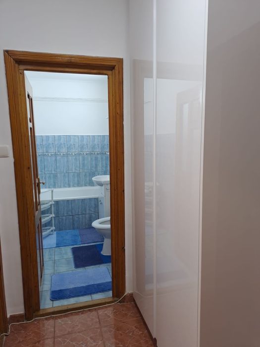 Inchiriez garsoniera confort 1 sporit,langa catedrala