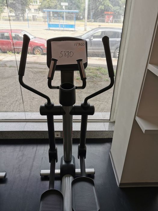 -50% Крос тренажов Life Fitness