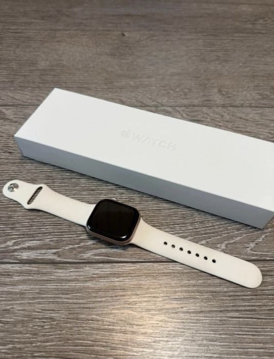 Apple watch seria 11 cu 100% baterie