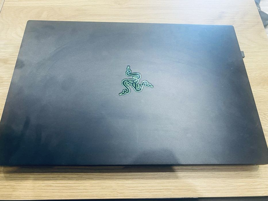 Лаптоп Razer 15" 144HZ