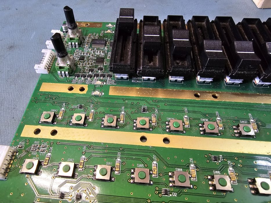 Service reparatii clape PA5x PA4x pA3x, pian electronic, acordeon fr8x