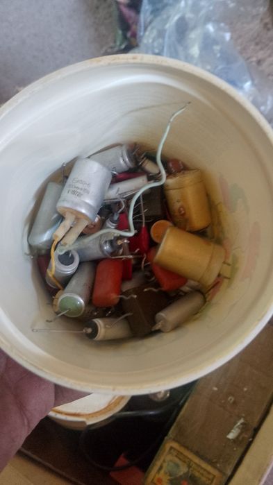 Продам транзисторы