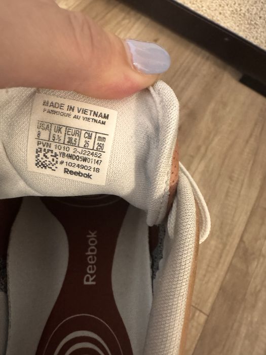 Adidasi Reebok mar.38,5