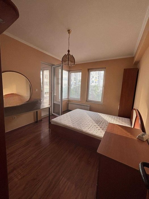 Дава се под наем Тристаен апартамент в София, Младост 2 - 105 кв.м за 900 € - Снимка #9
