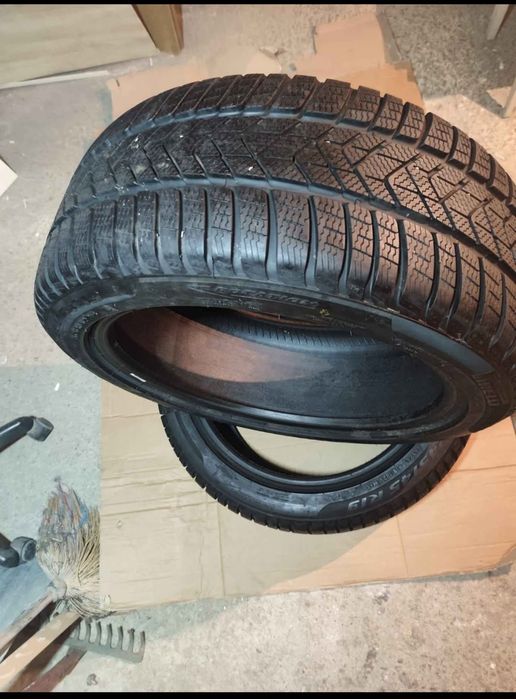 Anvelope Pirelli