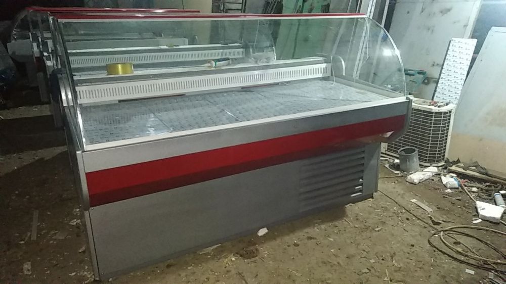 Витринных холодильник