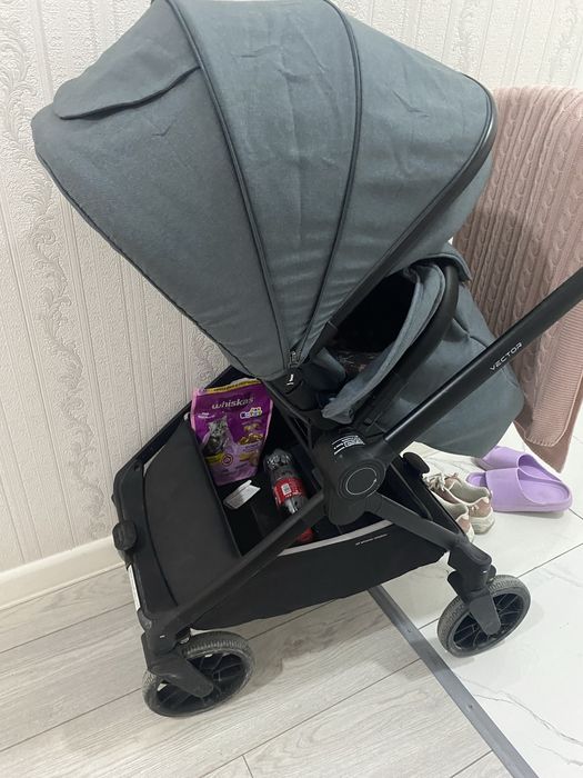 Коляска прогулочная с люлькой