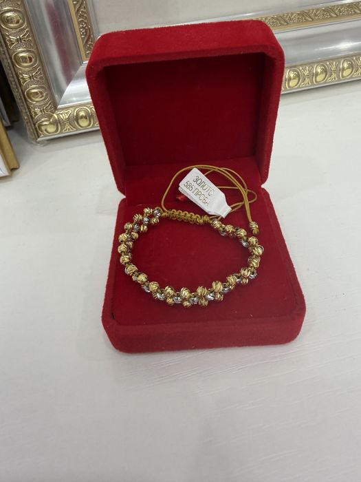 золотой браслет