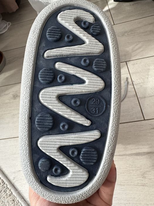 Продам дутики детские