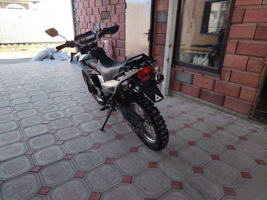 Рэйсер понтэр300