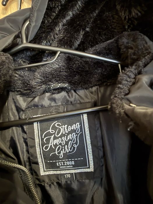 Geacă de iarnă neagră Strong Amazing Girl, mărimea 170 (S/M)