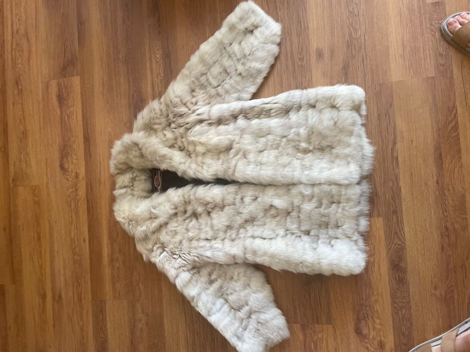 Супер запазено палто от сибирска лисица