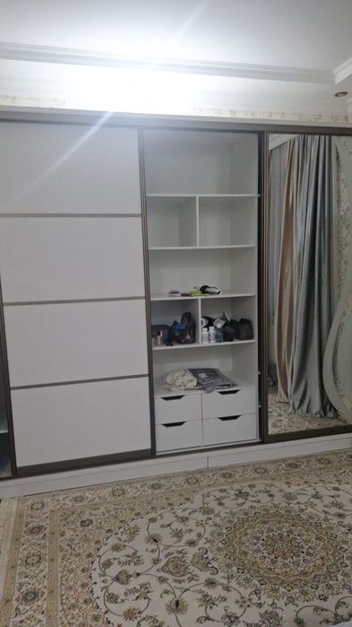 Продам спальный гарнитур