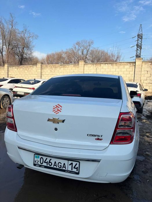 Сдается в аренду автомобили для работы в такси.