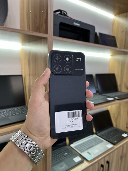 ZTE Blade A35.