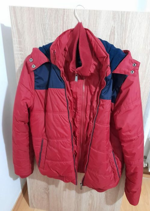 Vând geacă de iarnă -groasă Waikiki,