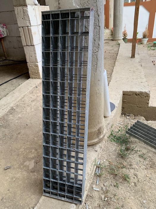 Trepte zincate galvanizate