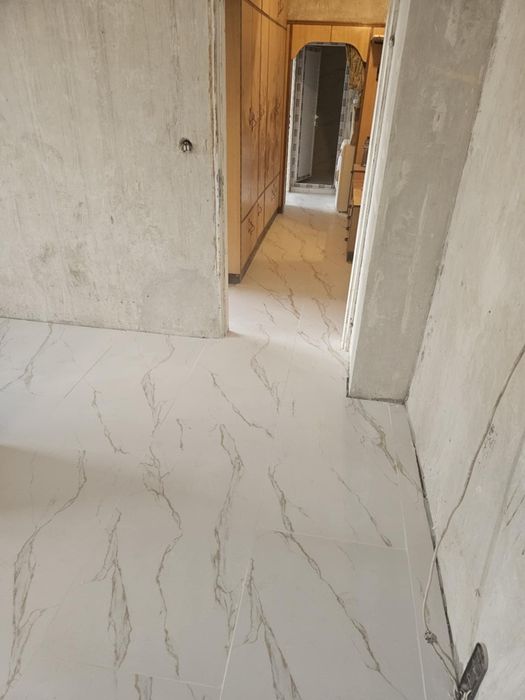 Продава се Двустаен апартамент в Русе, Център - 60 кв.м за 1384 €/кв.м - Снимка #4