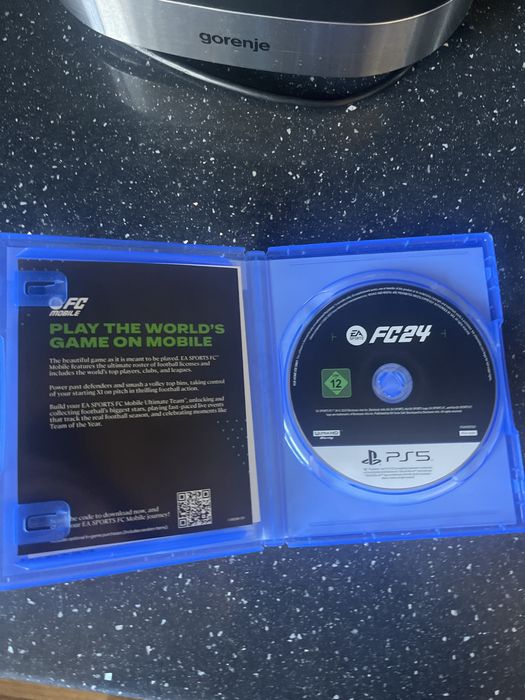 Продавам игра за плейстешън 5