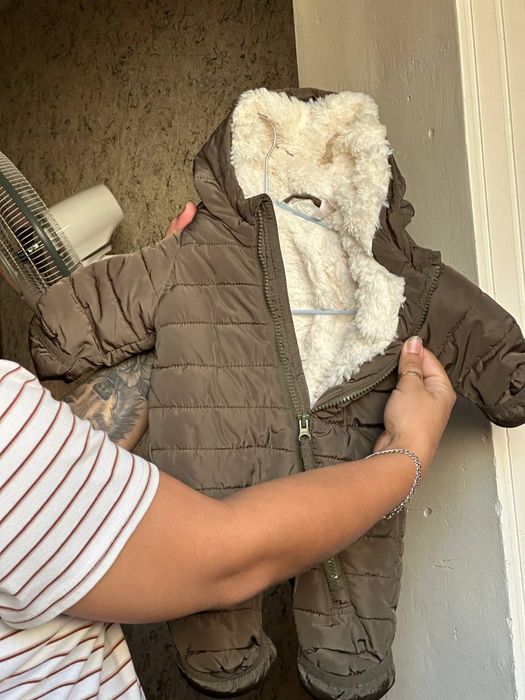 Продам детский комбинезон