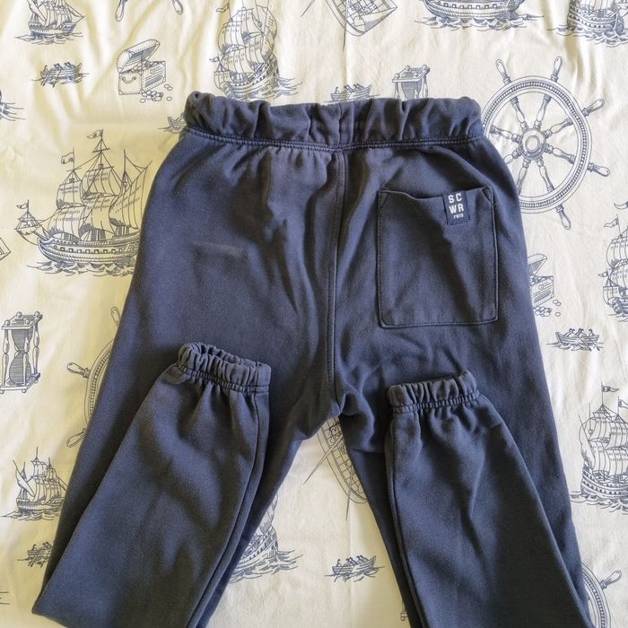 Продавам блузи с къс ръкав и син детски анцунг