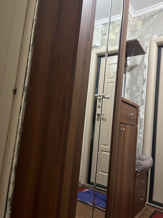 Продам хорошую прихожую