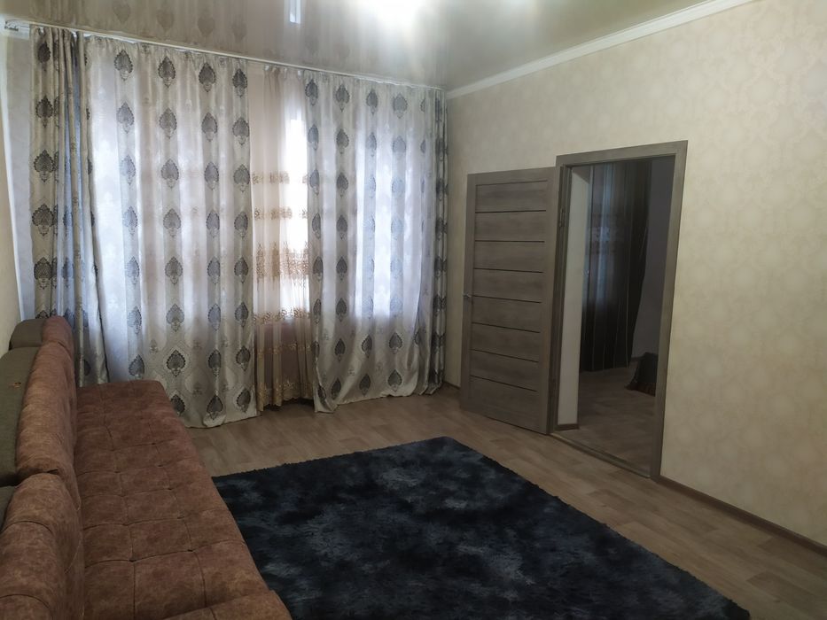 2-х комнатная в центре. Абая